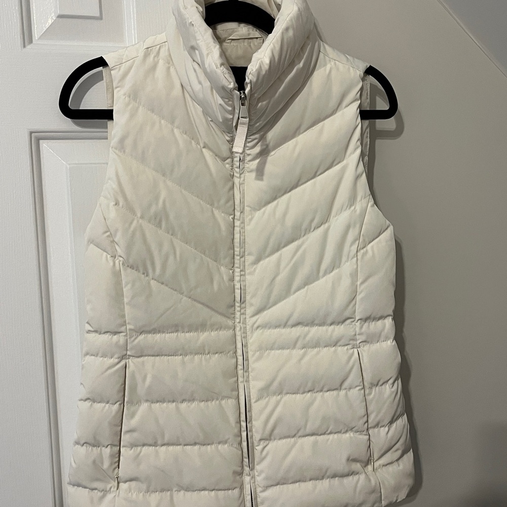 Women's White Puffer Vest